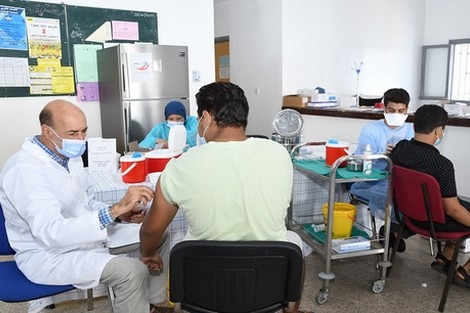 المغرب.. 5 ملايين و798 ألف و138 شخصا تلقوا الجرعة الثالثة من اللقاح