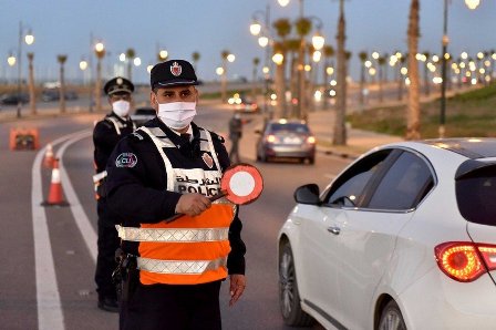 هل يلغي المغرب الإجراءات الاحترازية ويعلق العمل بجواز التلقيح ؟