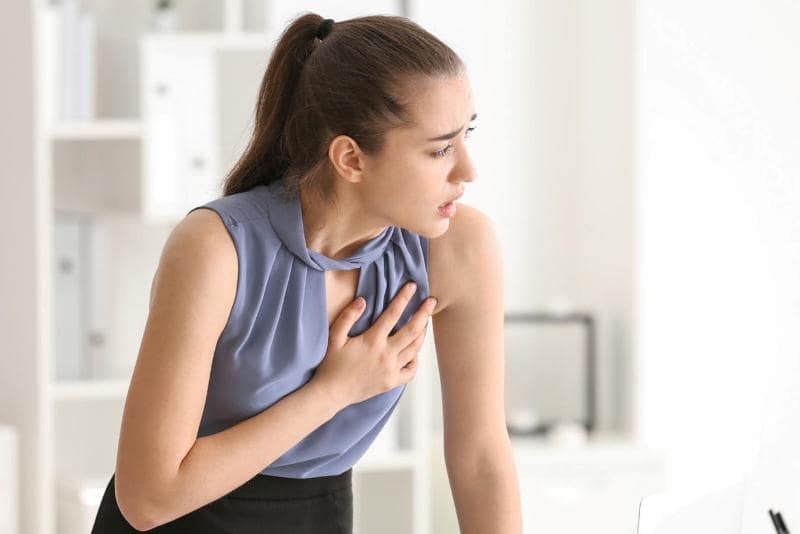 خطر إصابة النساء بأمراض القلب أثناء كورونا min