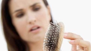 متى يكون فقدان الشعر مقلقا بالنسبة للمرأة