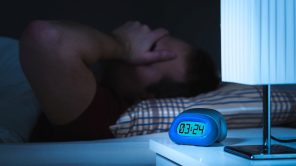 تستيقظ بين الساعة 1 و4 صباحا.. الكبد قد يكون في خطر