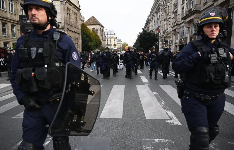 10.000 policiers et gendarmes mobilises en FranceSans titre 20