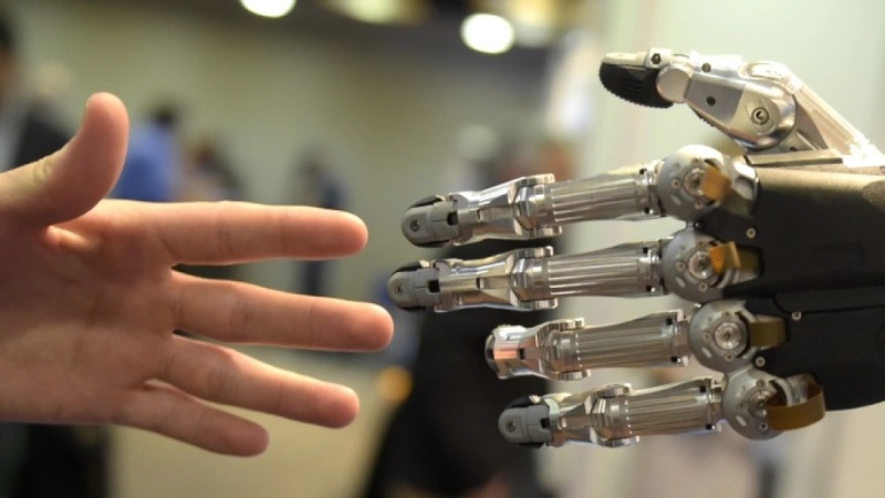 هل تنجح مساعي العلماء في منح أصابع الروبوتات القدرة على