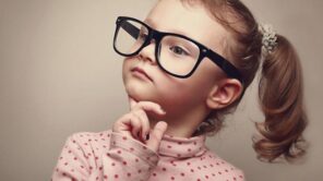 كيف تكتشف مشكلات الرؤية لدى الأطفال في الوقت المناسب؟