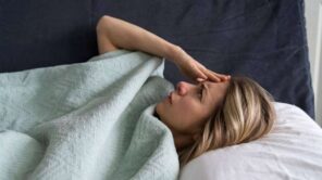 مخاطر صحية تهدد النساء بسبب قلة النوم
