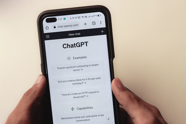 شركة OpenAI تحذر من أعطال فنية بمنصة ChatGPT